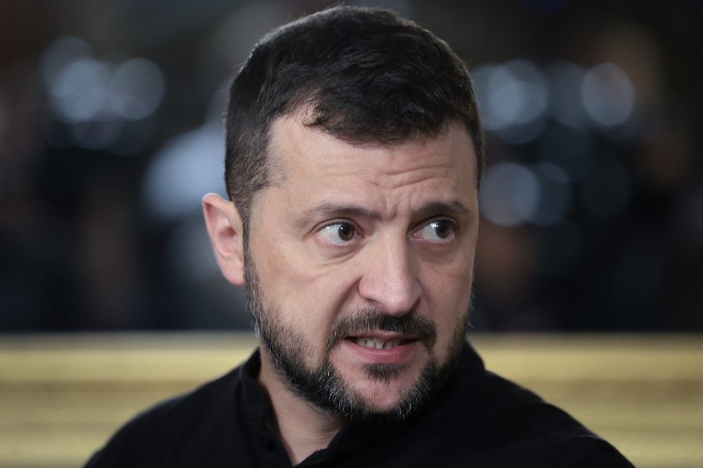 Volodimir Zelenszkij ukrán elnök beszédet mond