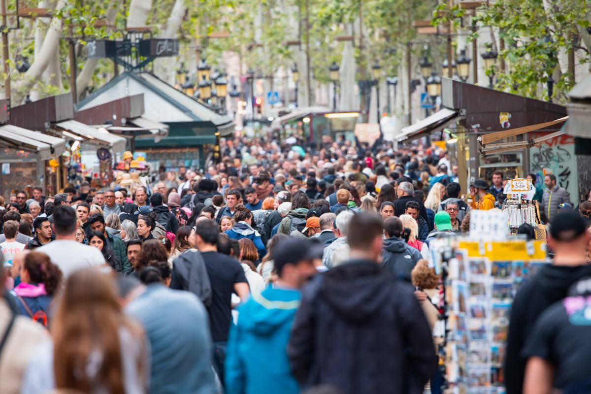 Barcelona, turisták, turista, turizmus 
