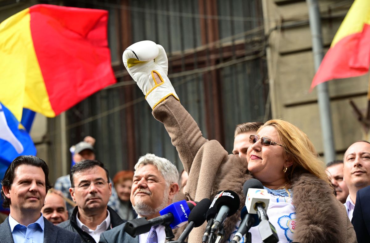 román, Megvan Románia új miniszterelnöke megvan Marcel Ciolacu lemondása után