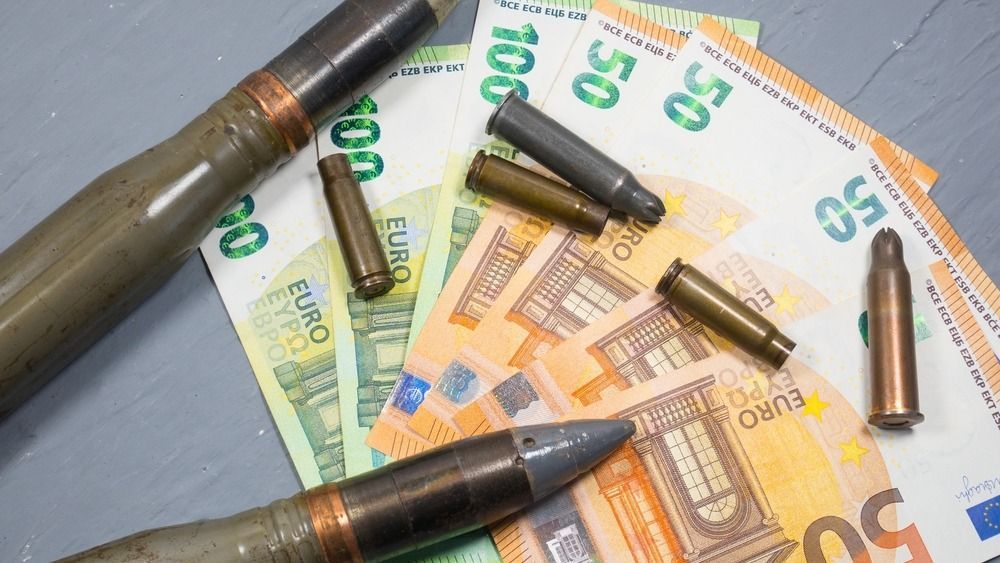 védelmi ipar finanszírozás amerikai fegyvervásárlási kezdeményezéshez.