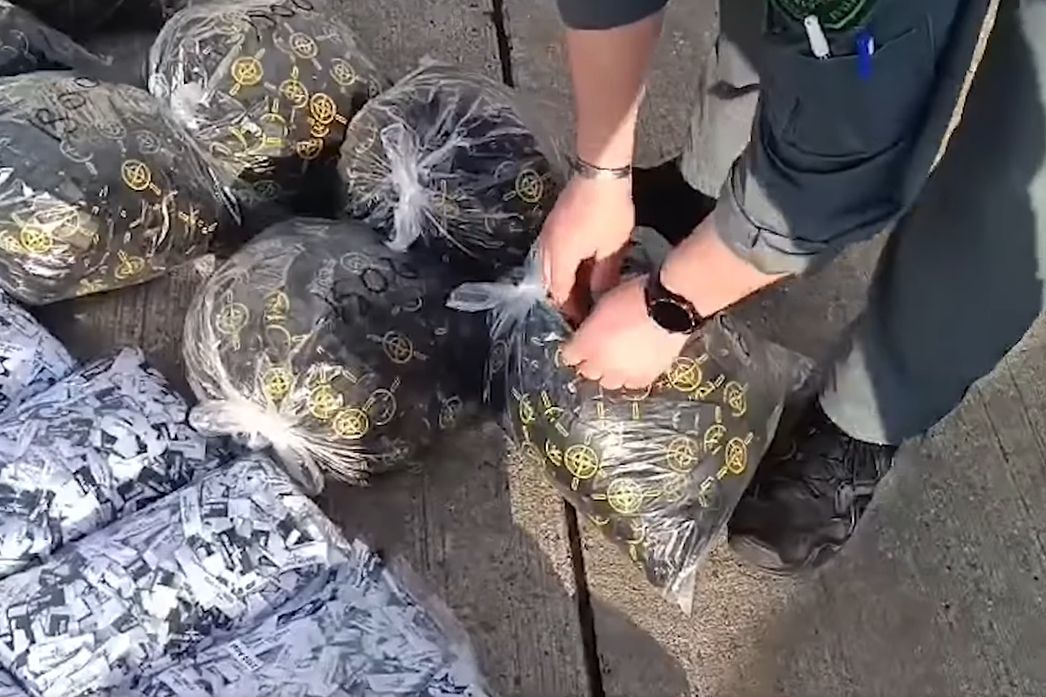 Óriási NAV-fogás az M5-ös autópályán – videó