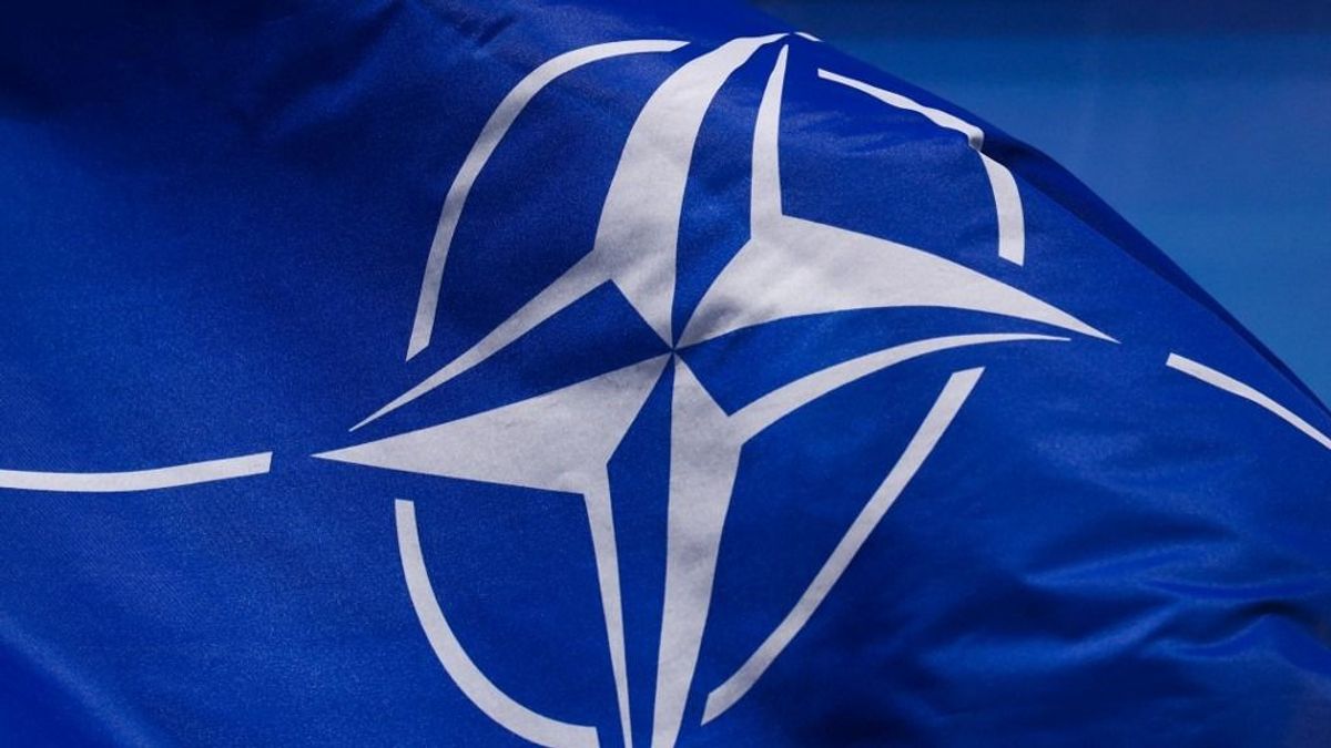 Összekapták magukat a NATO-tagországok Trump és Putyin miatt, végre elegendőt költenek védelemre 