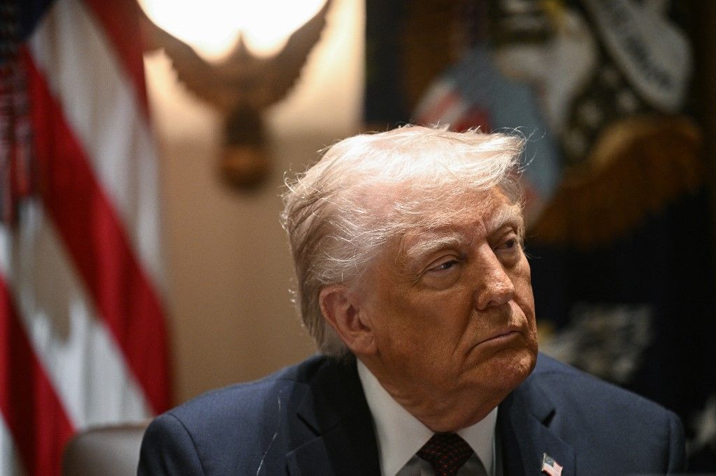 US President Donald Trump holds cabinet meeting