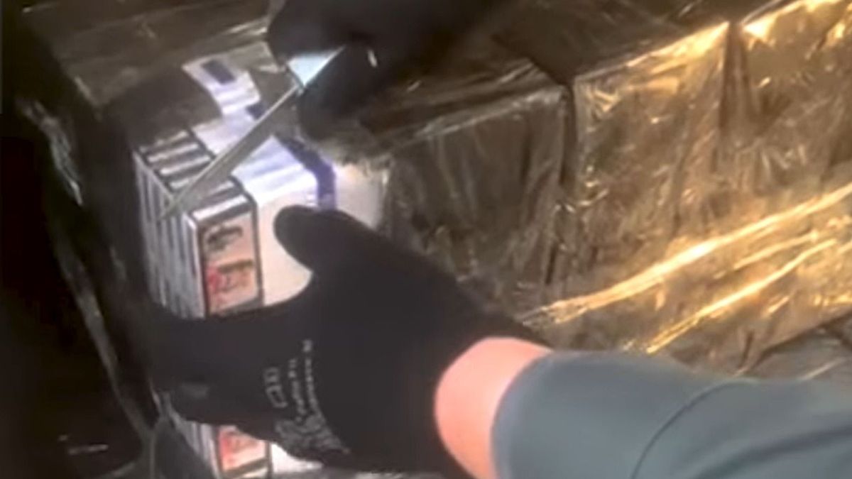 Csoda, hogy eddig nem történt tragédia: egekben a cigarettacsempészet – több tízezer utast érintett a légtérzár 