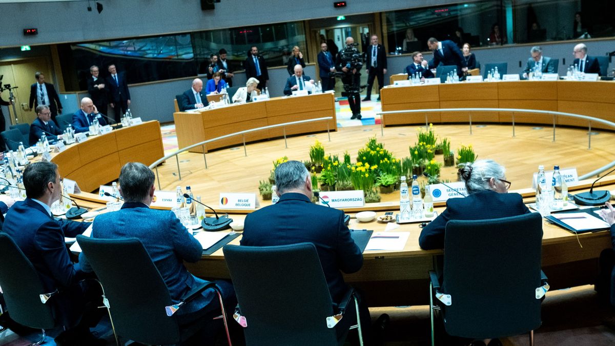 BRUSSELS-EUROPEAN-COUNCIL-SUMMIT-UKRAINE-DEFENCE brüsszel