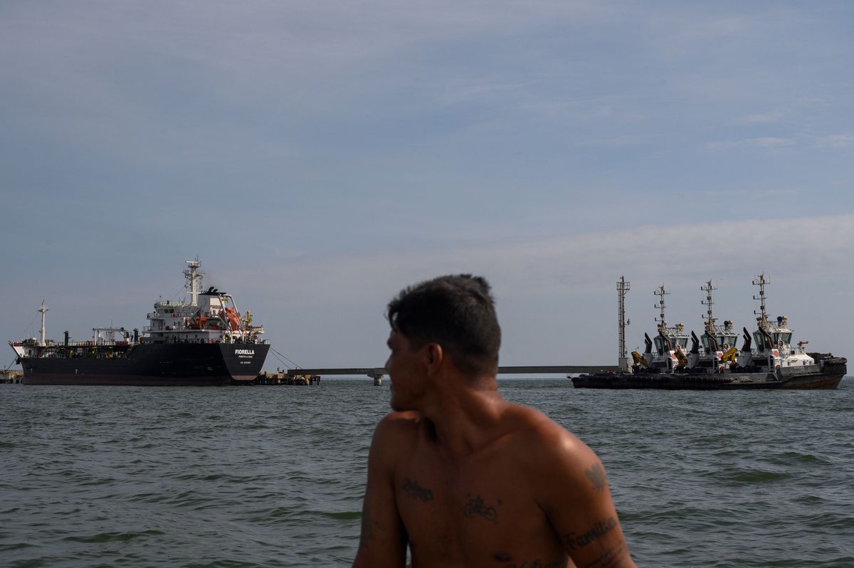 Az olaj ára: Venezuela akár mág nagyobb hatással is lehetne rá, de így is rizikóssá vált a helyzet Easing Sanctions Open Doors for Venezuelan Oil Deals