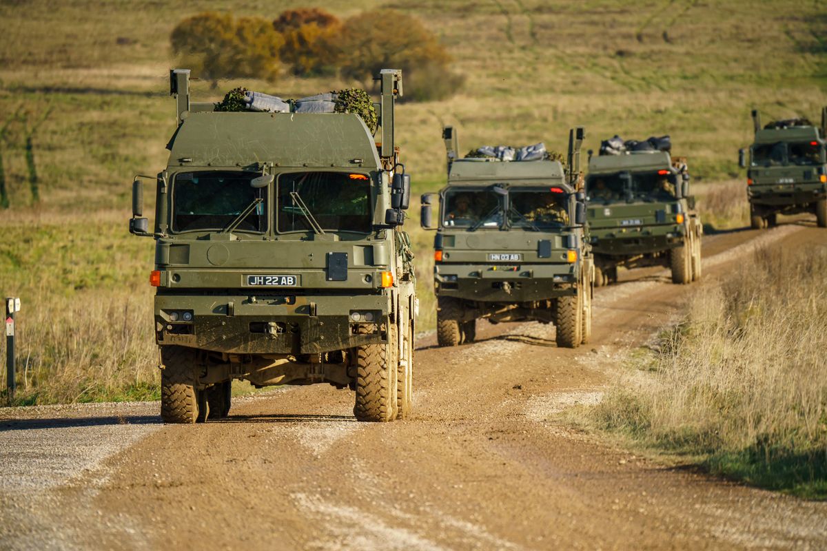 Convoy,Of,British,Army,Man,Sv,8x8,Epls,Logistics,Trucks