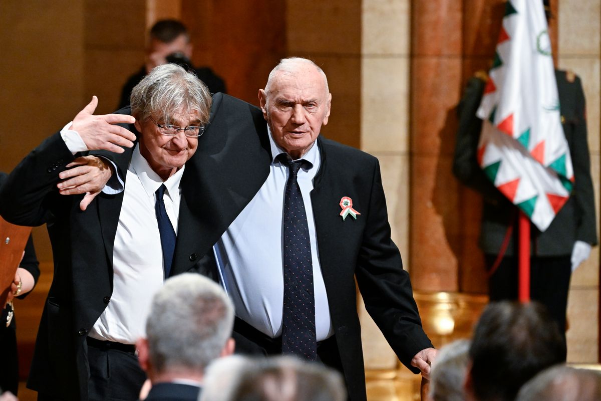 DÖRNER György; KONCZ Gábor
