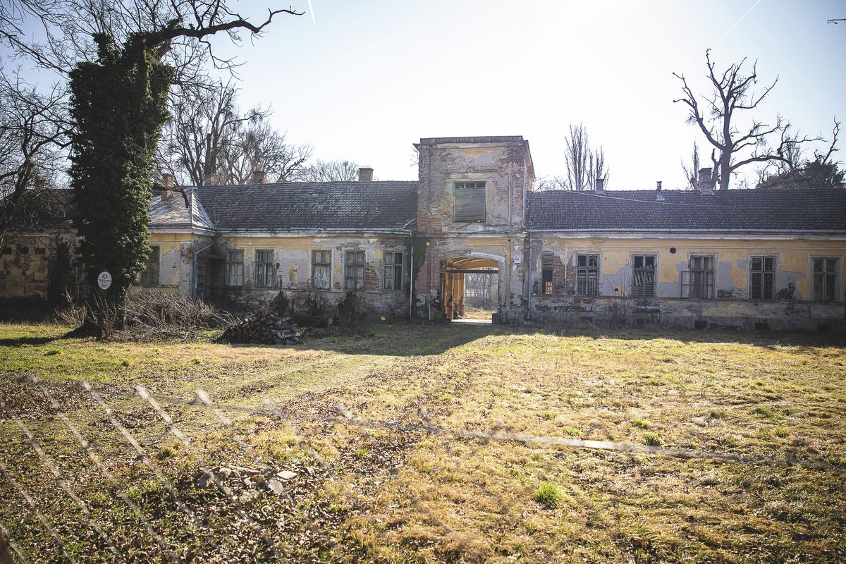 Wenckheim-kastély, Szabadkígyós
hódmezővásárhelyi önkormányzat
Építési és Közlekedési Minisztérium