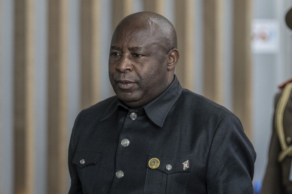 Évariste Ndayishimiye, Burundi elnöke
Ruanda konfliktus