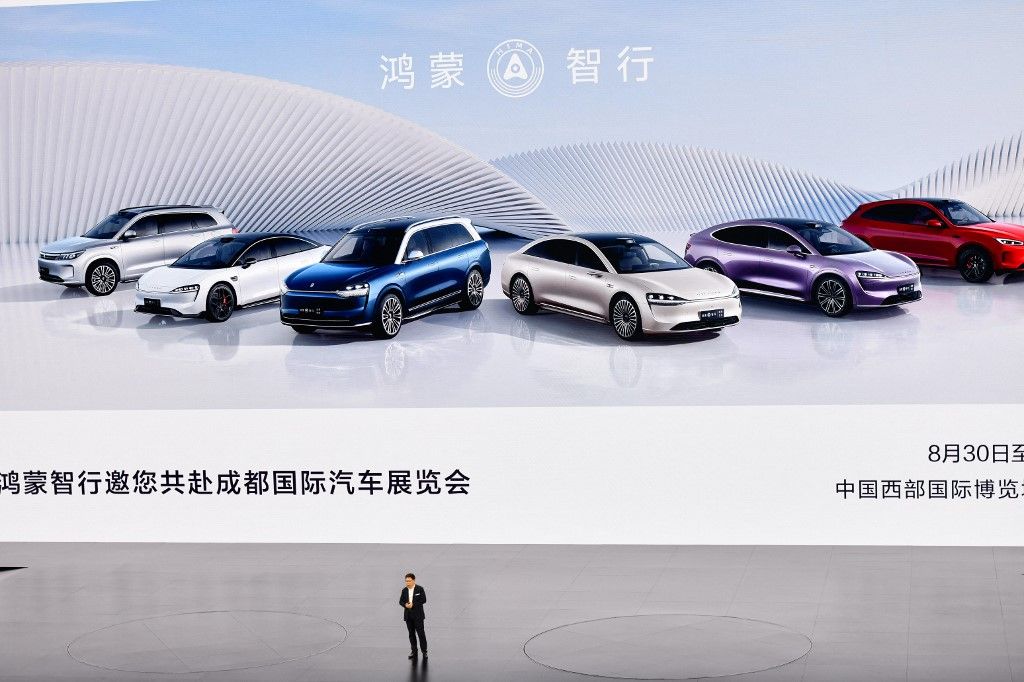 Huawei's HIMA launches new vehicles