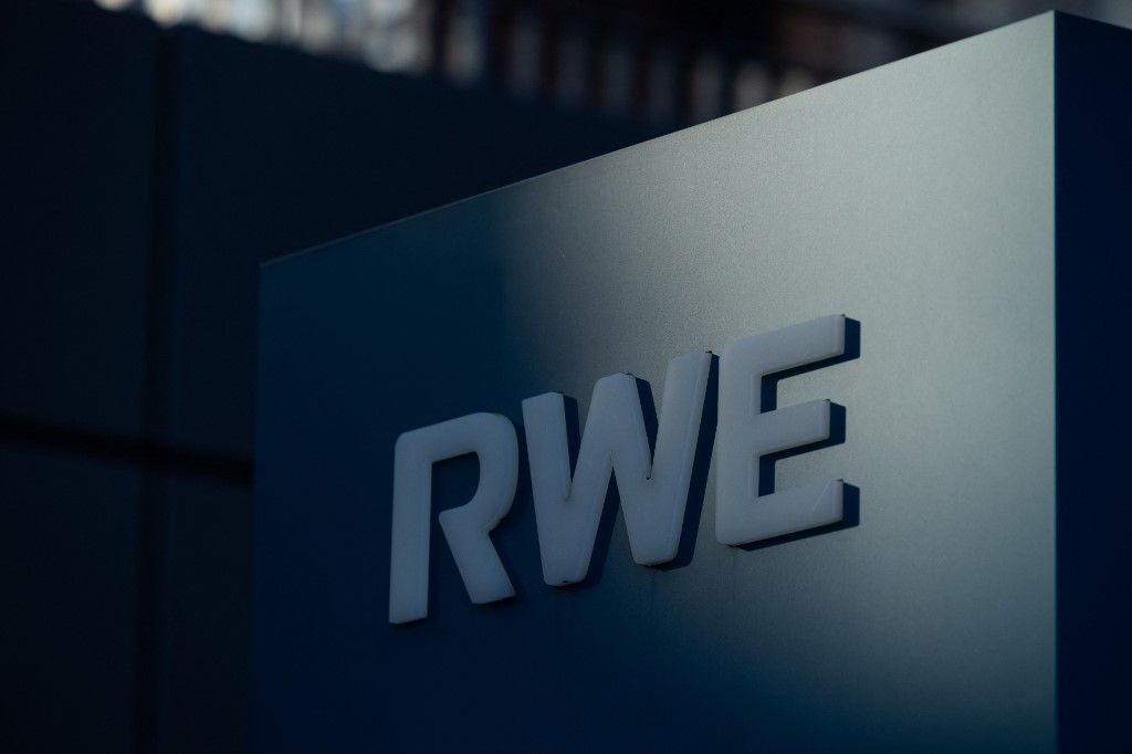 RWE Elliott Management