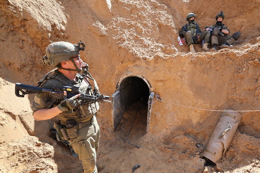 Izraeli háború
Gáza, bombázás, alagút