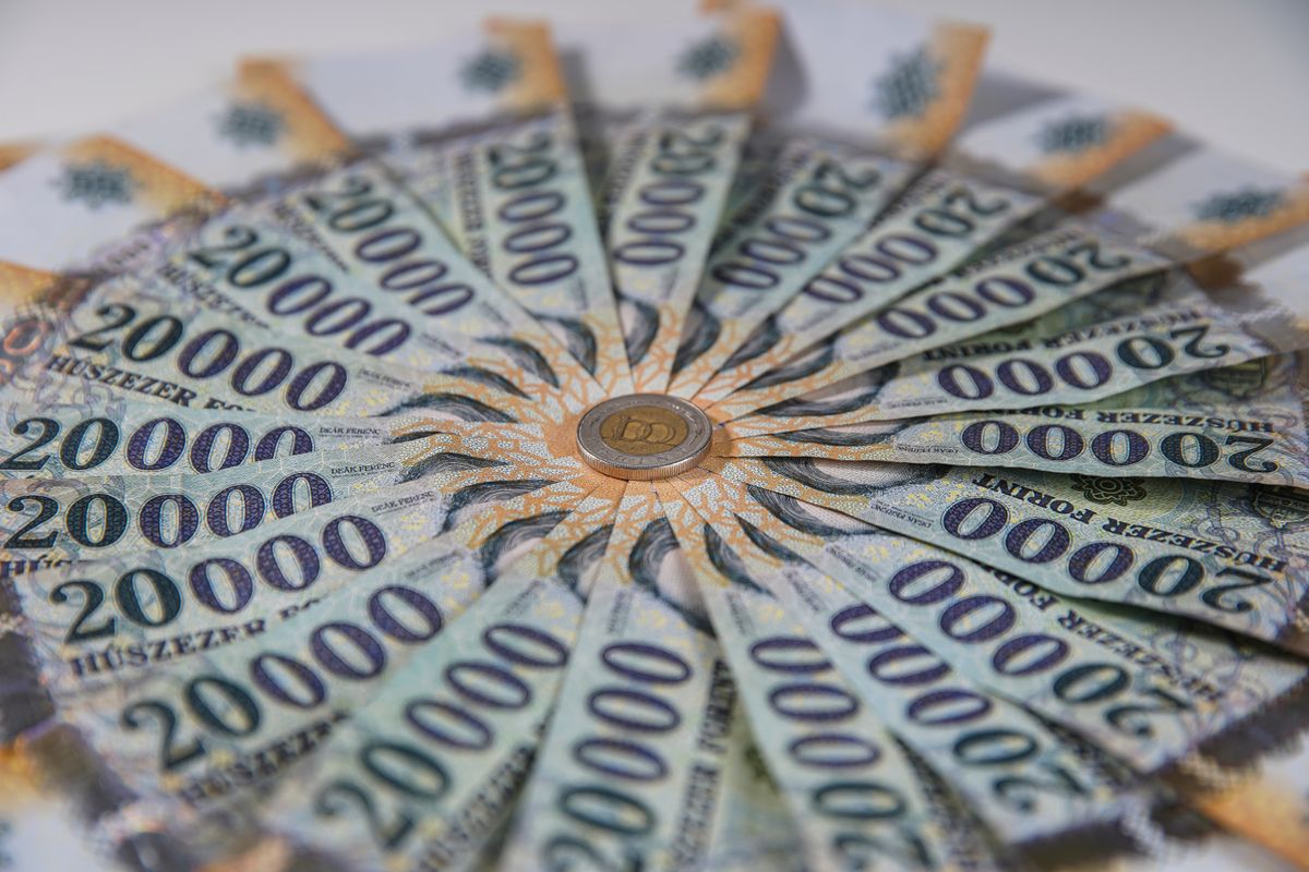 forint, dollár, euró árfolyam, 20000,Forint,Banknote,Stacks,As,Background,(hungarian,Forint),Deak,Ferenc., forint, húszezer, húsz ezer