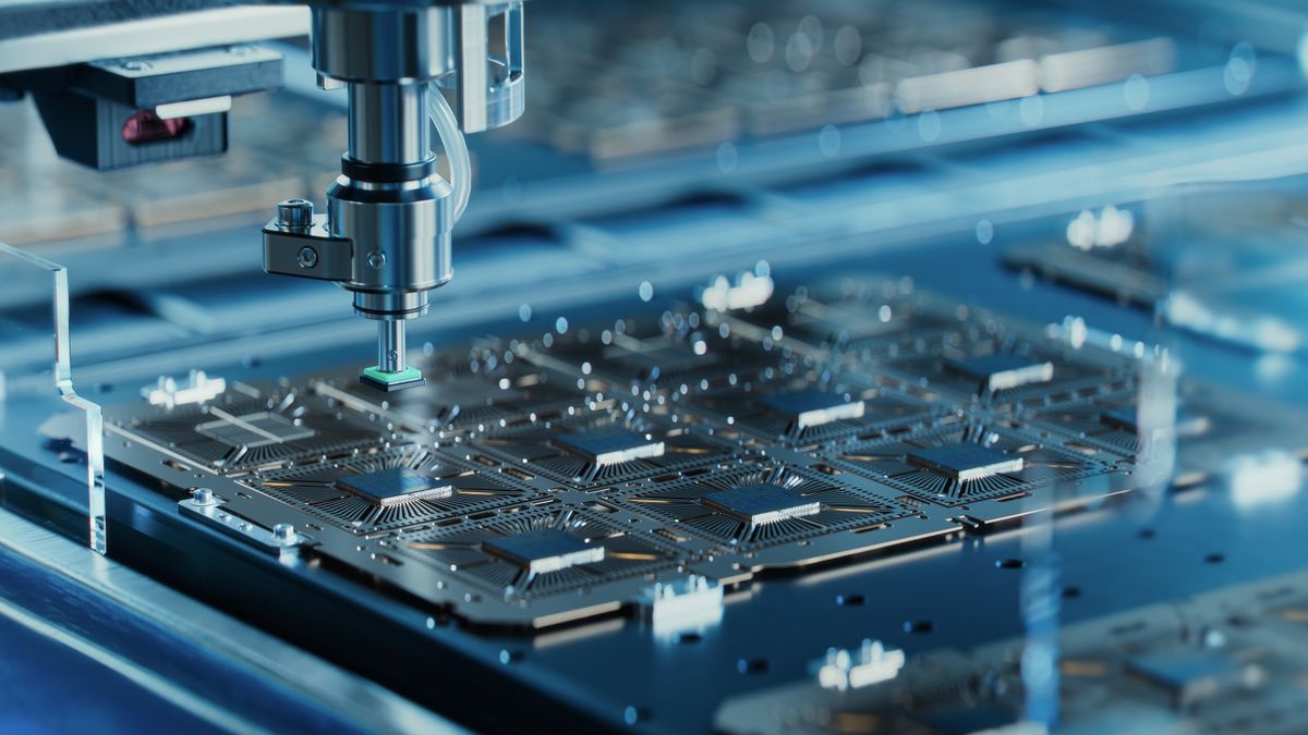 Silicon,Dies,Are,Being,Attached,To,Substrate,By,Pick,And
ipar