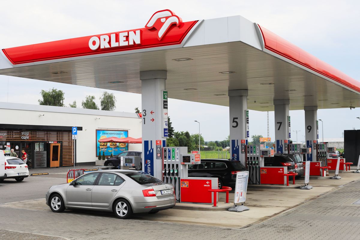 Poland,,Expresway,S5,-,June9,,2023:,Petrol,Station,Orlen,S.a.