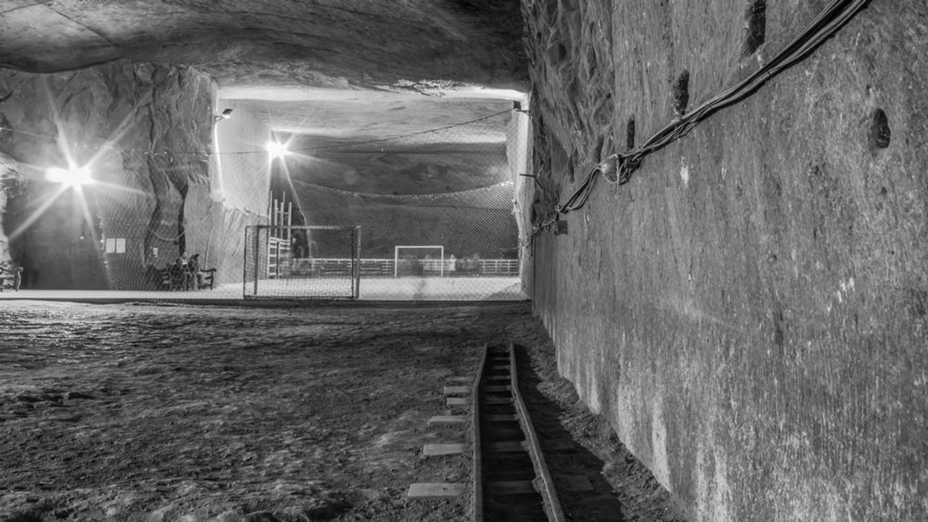 Románia nem tud óvóhelyet tenni az EU túlélőkészlete mellé
atombunker, légvédelmi óvóhely, menedék