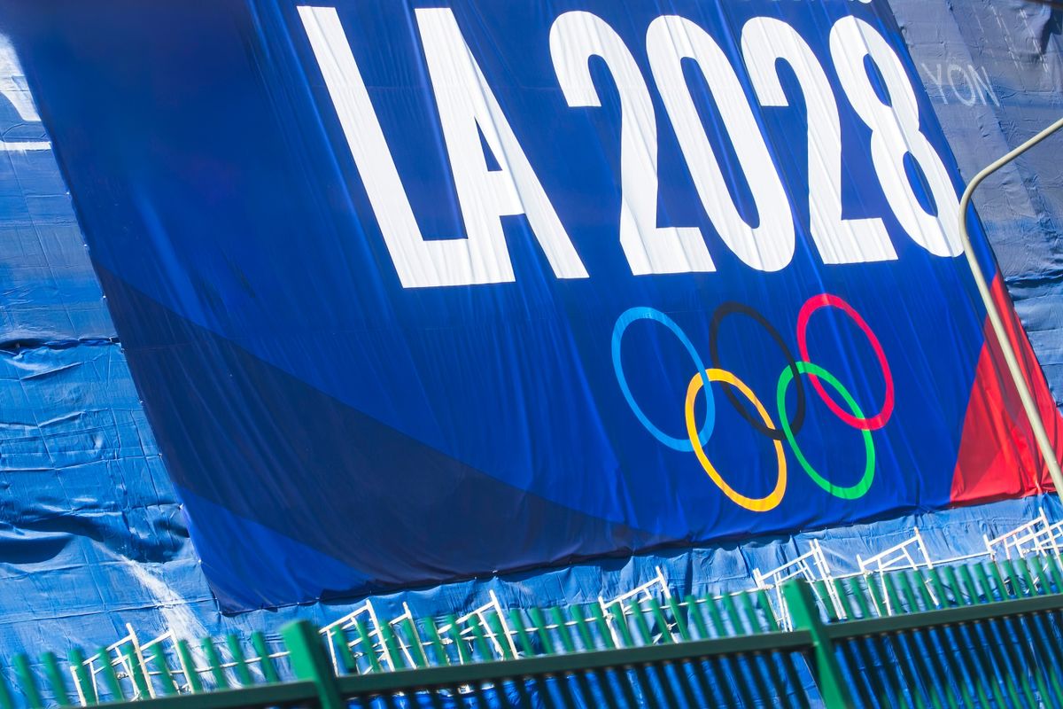 2024-11-20,Los,Angeles,Usa,A,Promotional,Banner,For,The,La Los Angeles-i olimpia