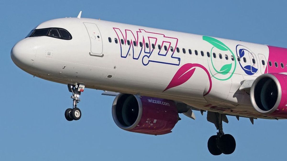 Villám csapott a Wizz Air repülőgépébe 