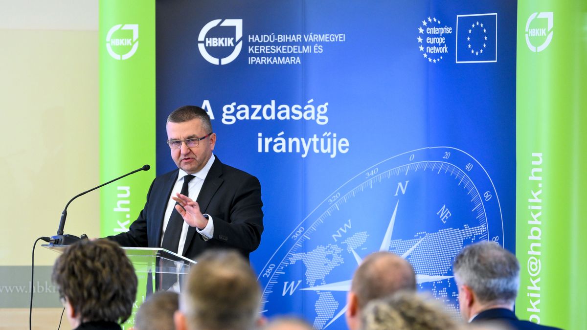 CZOMBA Sándor
