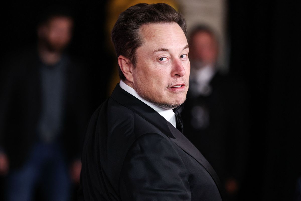 Elon Musk újra hoppon maradt: az amerikai légierő is megszakította a SpaceX tesztjeit