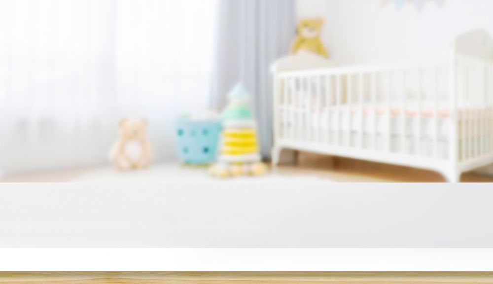 Empty,Countertop,With,Blurry,Baby,Room,Background,,For,Design,And
GVH