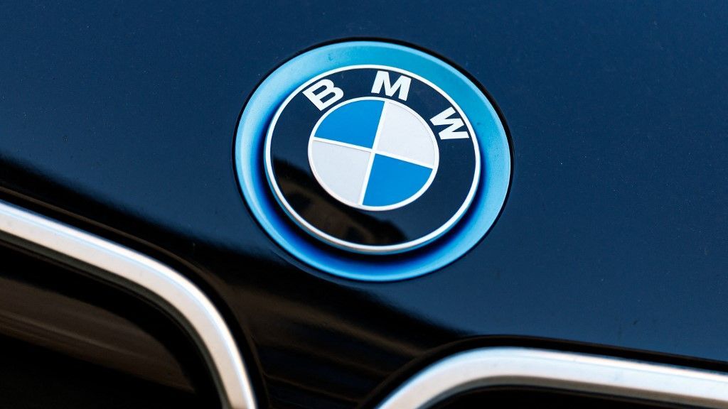 BMW brand logo on the hood of a car bmw debreceni gyár