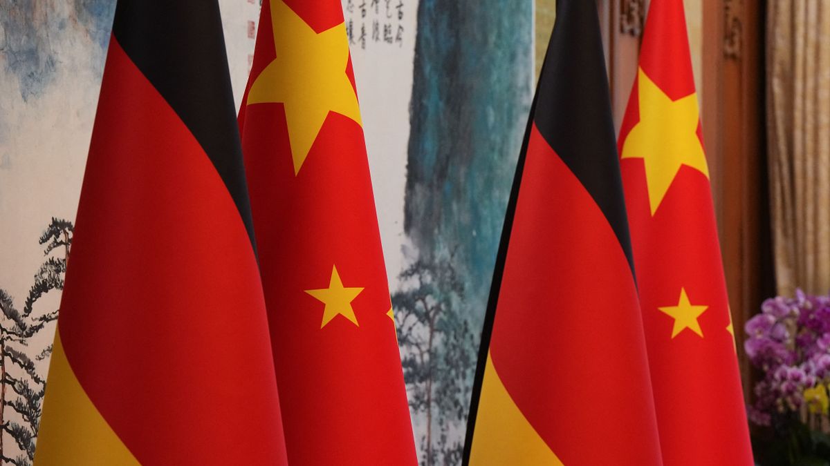Foreign Minister Baerbock visits China német kína