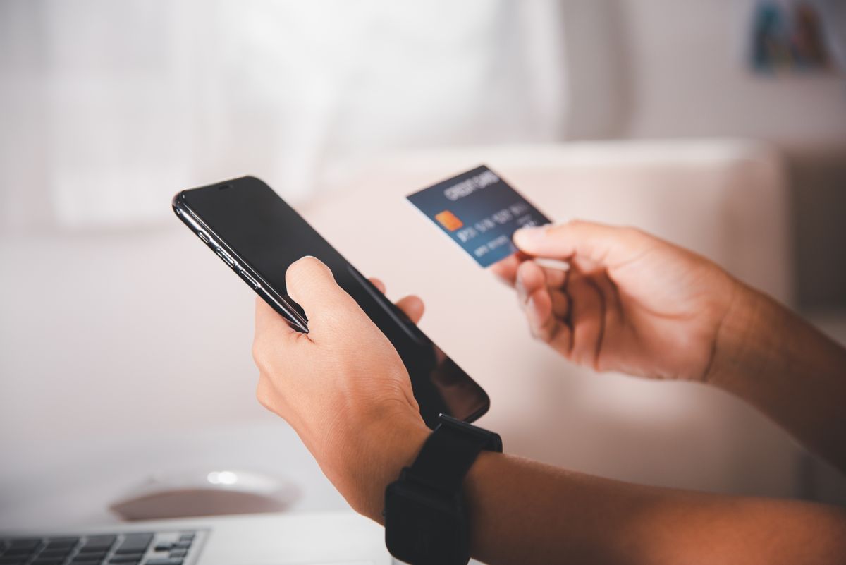 bank Woman,Hands,Holding,Credit,Card,And,Smartphone,With,Product,Purchase