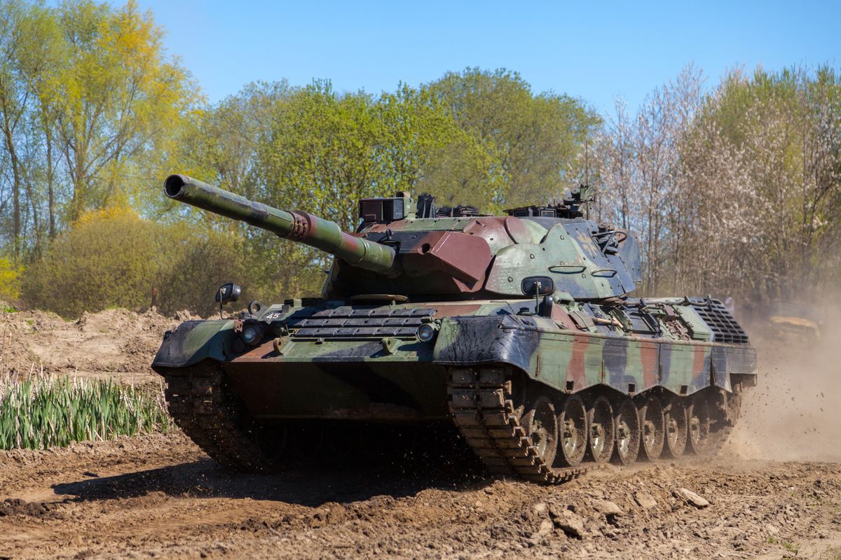 Grimmen,/,Germany,-,May,5:,German,Leopard,1,A
