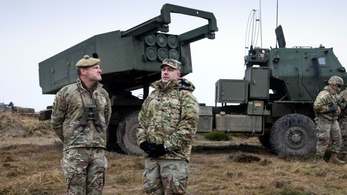 Egy NATO- és EU-tagország katonákat küld Ukrajnába