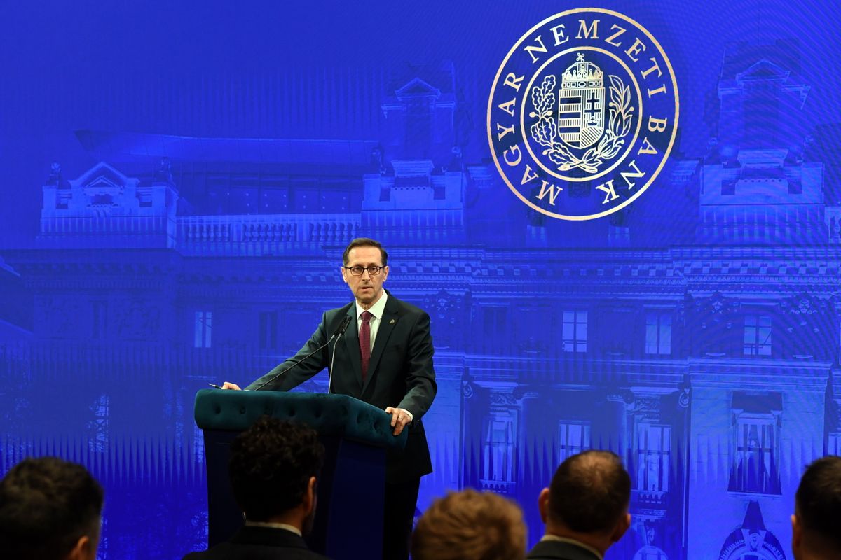 VARGA Mihály Varga Mihály: növekszik a globális gazdasági és pénzpiaci bizonytalanság