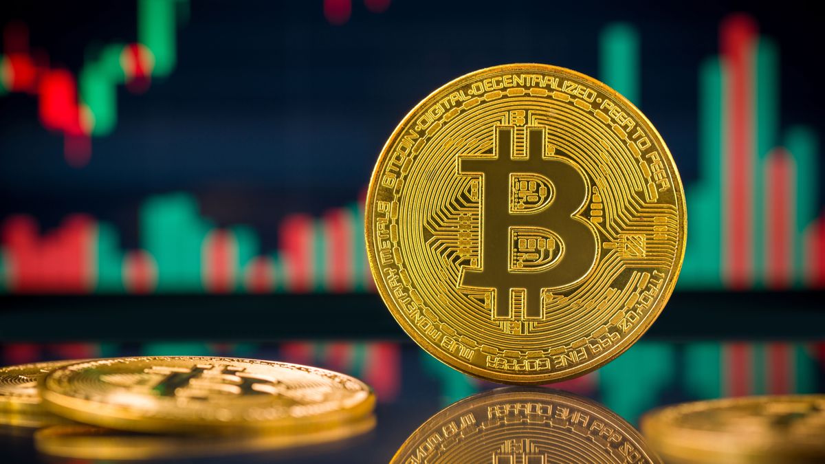 Antalya,,Turkey,-,December,4,,2024:,Bitcoin,And,Cryptocurrency,Investment