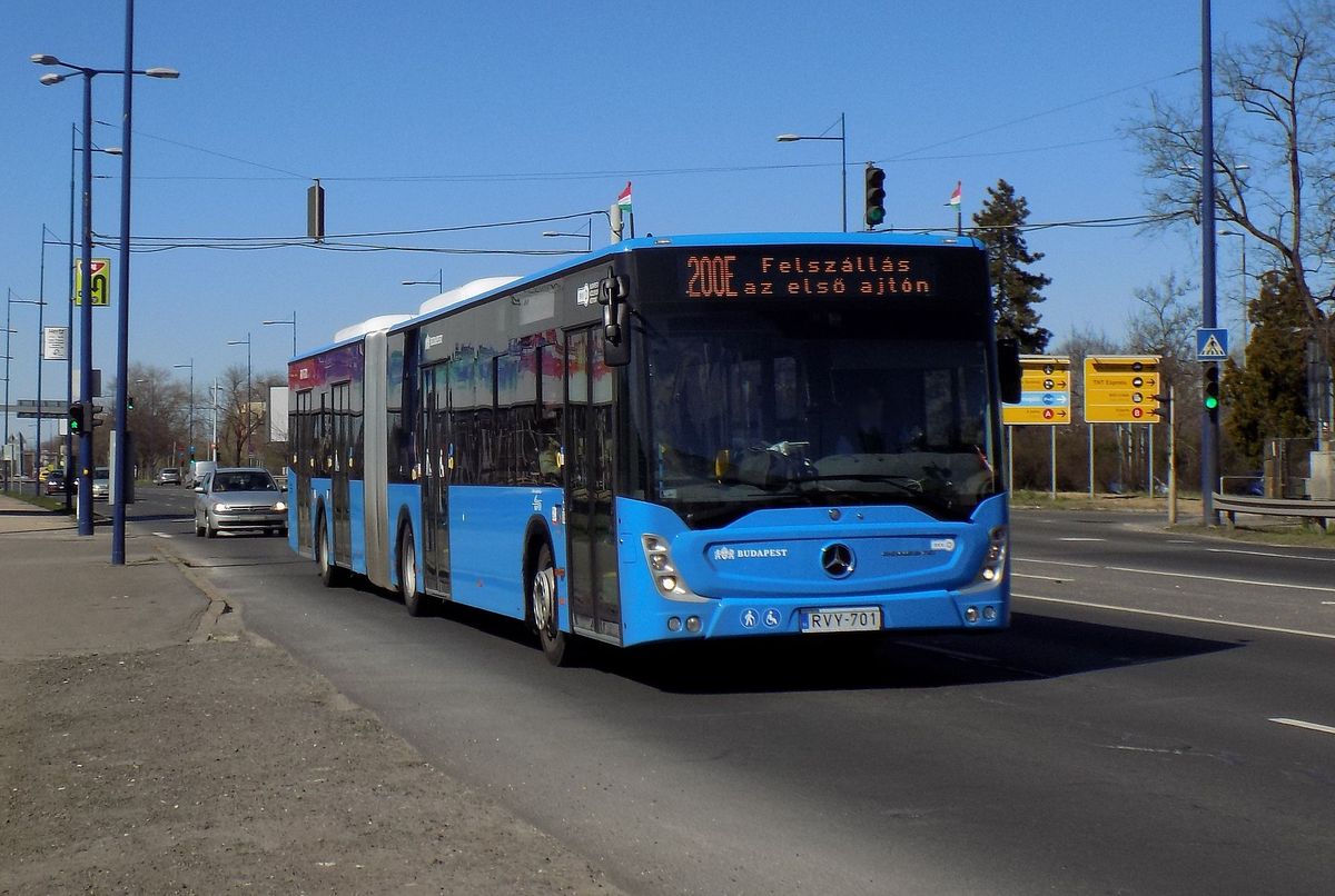 BKK: hatpercenként jár a ferihegyi buszjárat
