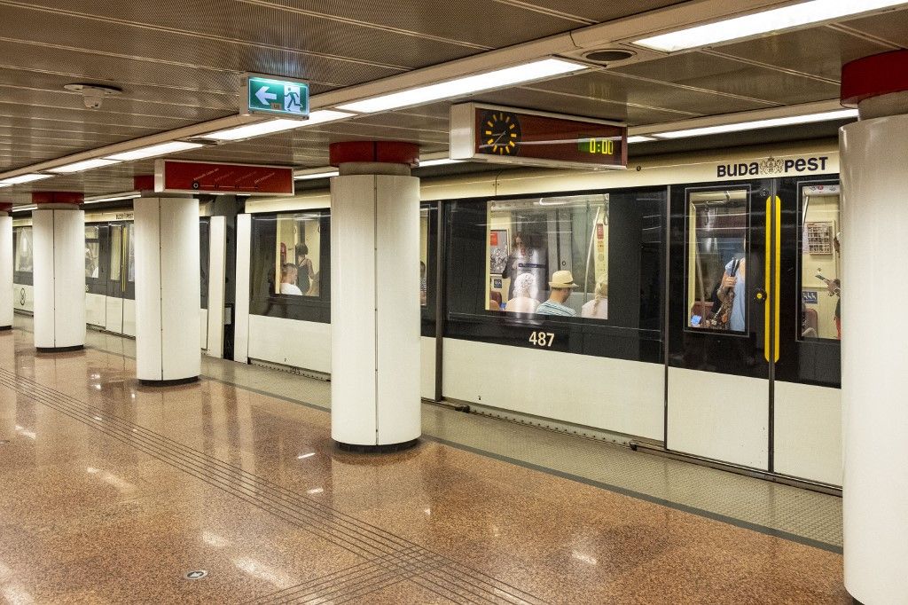 metró, M2-es metró