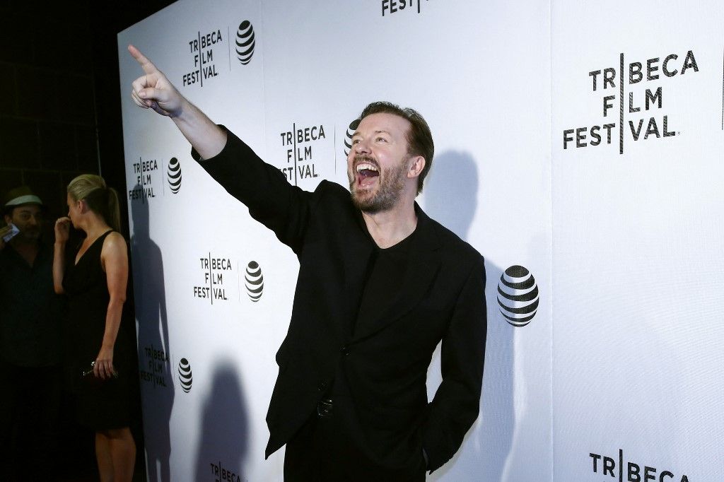 Ricky Gervais imádja széttrollkodni a reklámjait 