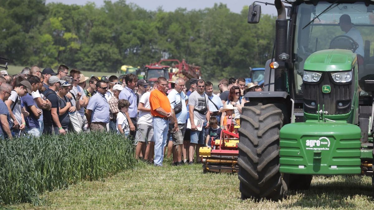 a20210609_szantofoldi_napok_mezofalva_nn_fmh42 szántóföldi napok uniós agrártámogatások