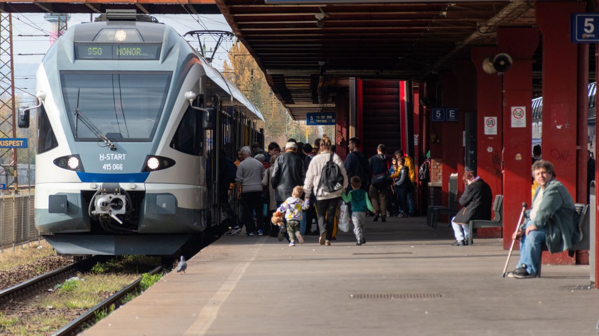 vonat, vasút, máv, utas, utasok, közlekedés