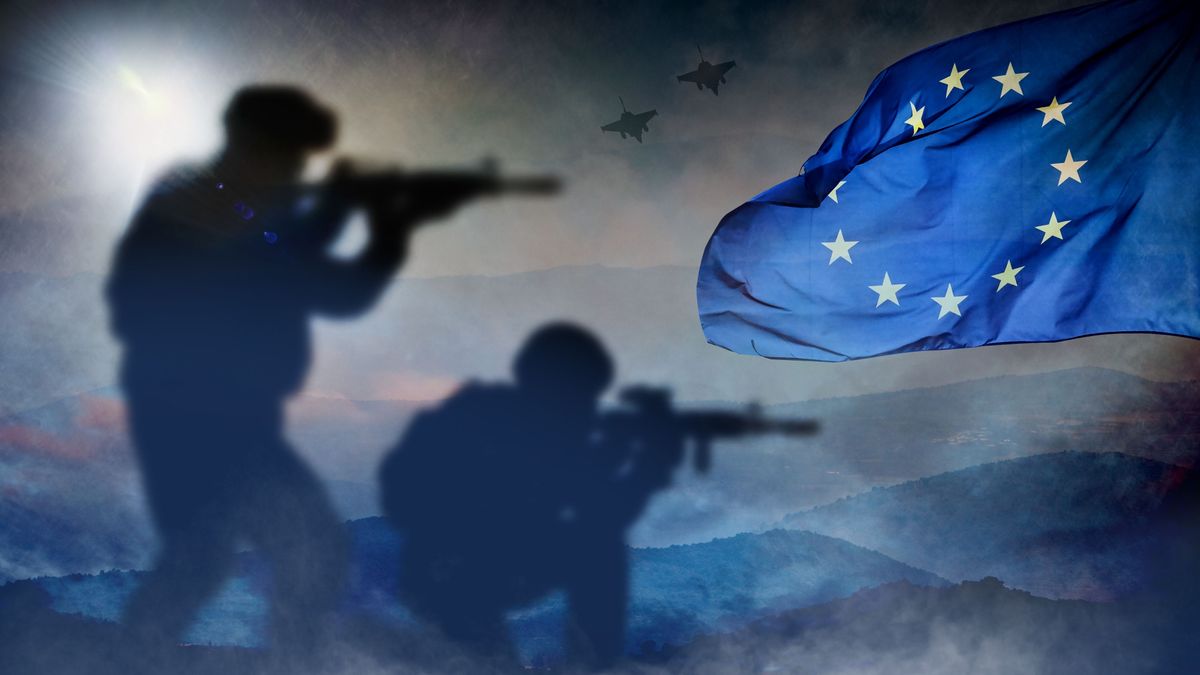 Silhouettes,Of,Soldiers,At,War,With,The,European,Flag, védelmi kiadások