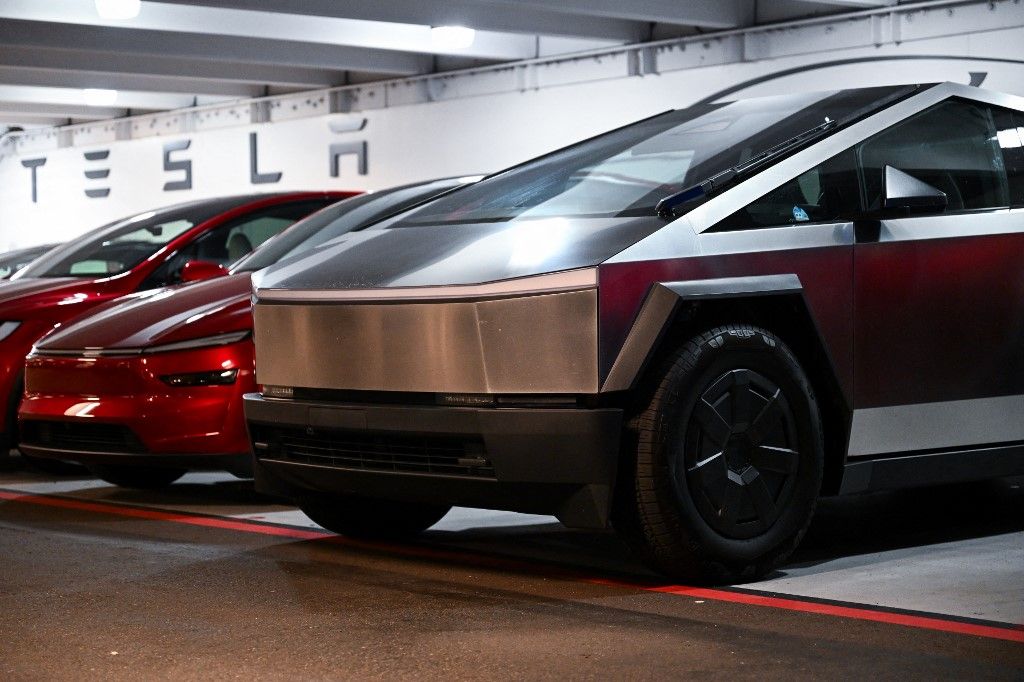 A szemünk láttára omlik össze a Tesla: ítéletet mondott Elon Muskról az Európai Unió