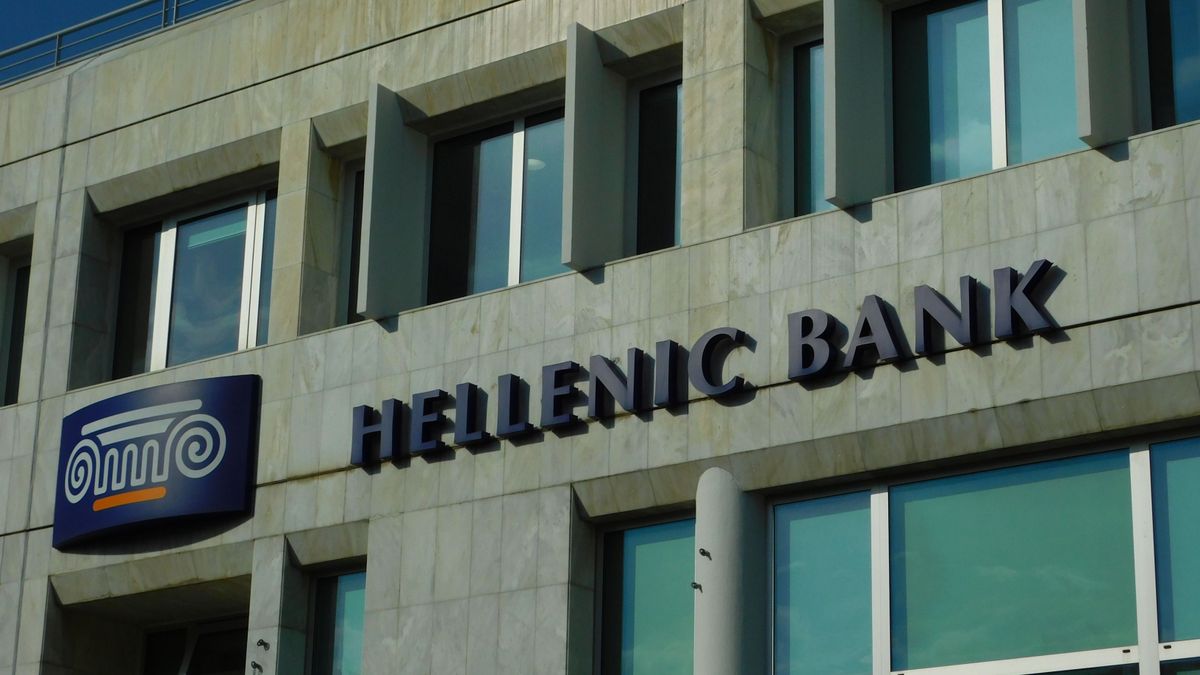 Hellenic bank, Cyprus, akvizíció