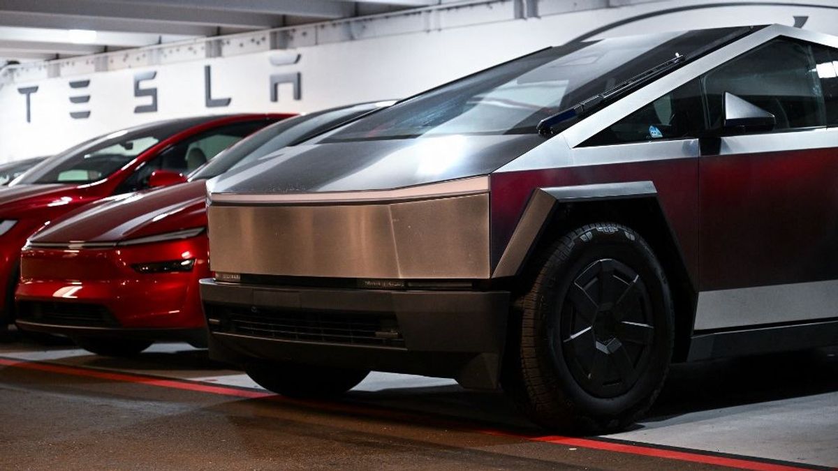A szemünk láttára omlik össze a Tesla: ítéletet mondott Elon Muskról az Európai Unió 