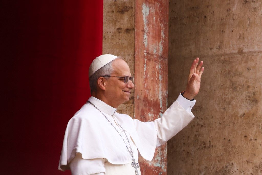 Pope Leo XIV Regina Caeli Prayer
XIV. Leó pápa
Vatikán