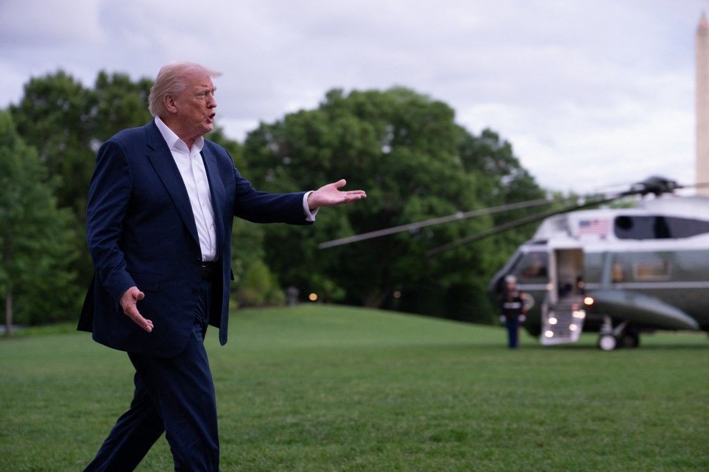 Donald Trump, amerikai elnök
Amerikai Egyesült Államok
vámháború, kereskedelmi háború
filmipar