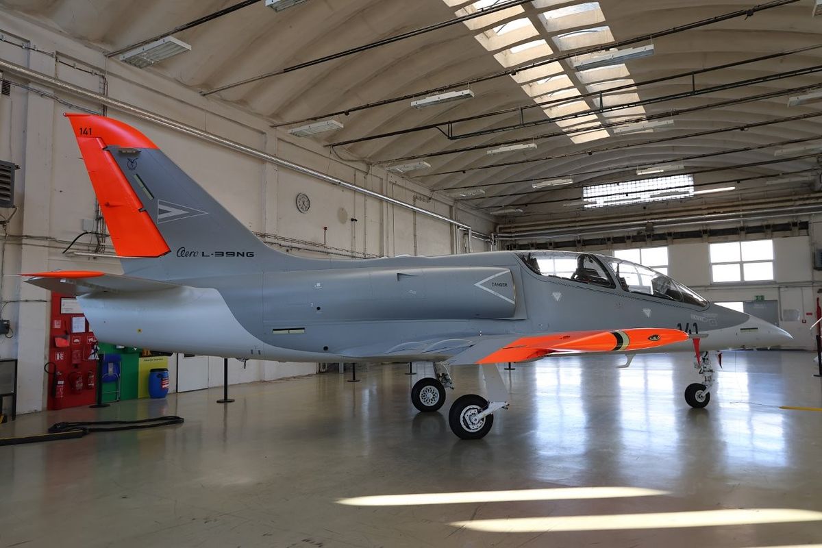 L-39 Skyfox