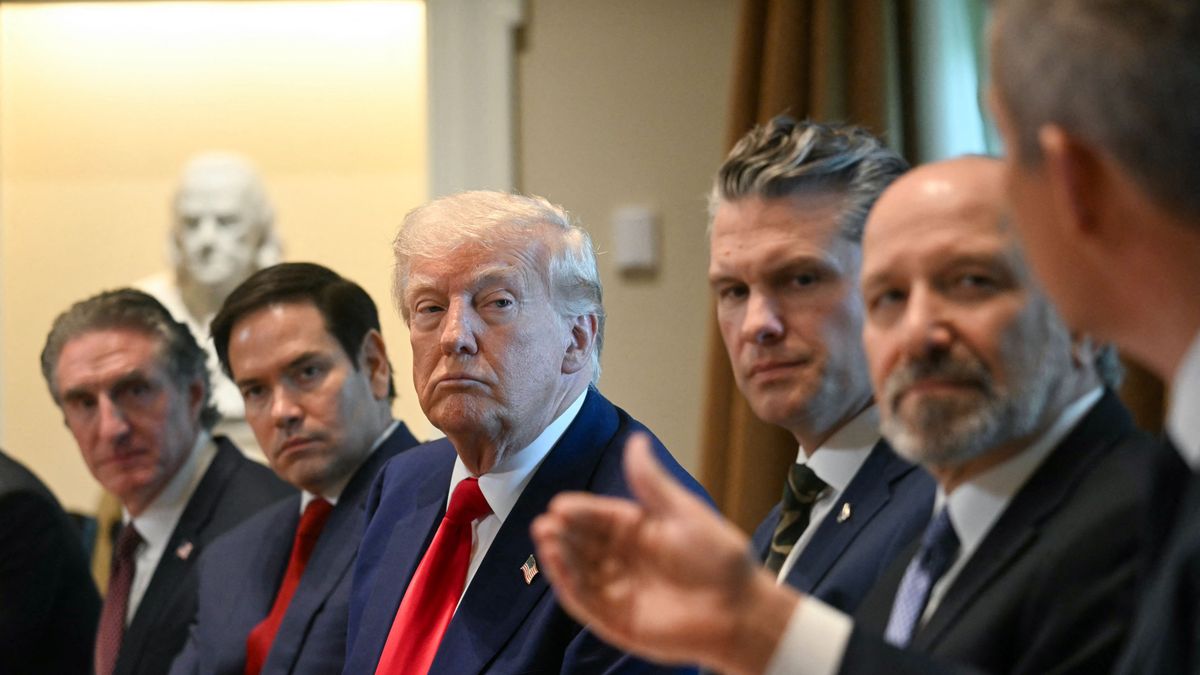 Isztambuli tárgyalások: egyre nagyobb az amerikai békeküldöttség – Trump gyorsan le akarja zárni az ukrajnai háborút 