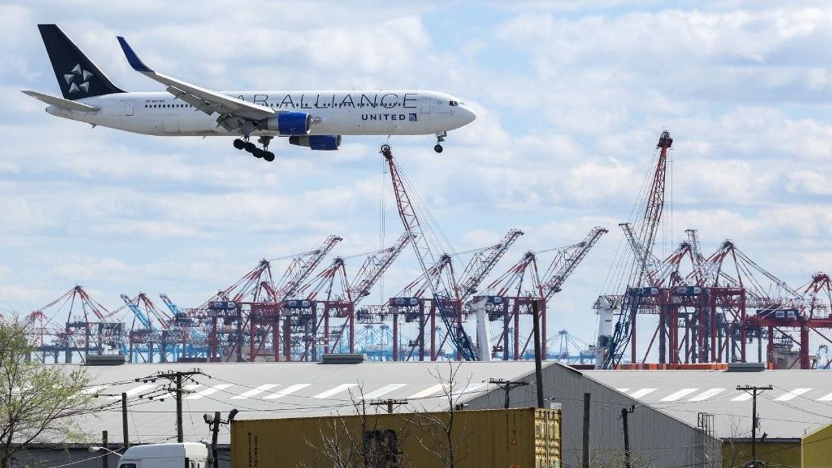 Így játsszák ki az orosz szankciókat: Boeing-abroncsokat foglaltak le Lengyelországban 