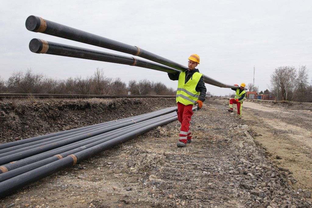 HUNGARY-RAILWAY-CONSTRUCTION-BRI-COOPERATION
foglalkoztatottság, foglalkoztatott, munkaerőpiac, munkanélküliség