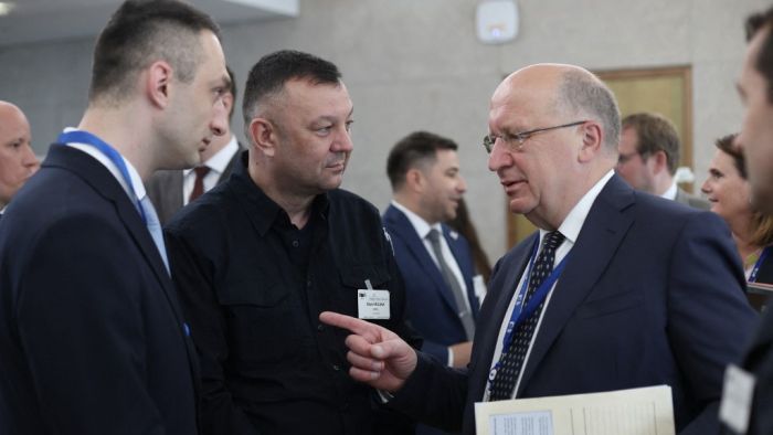 Brüsszel megosztaná az unió védelmi iparát Ukrajnával