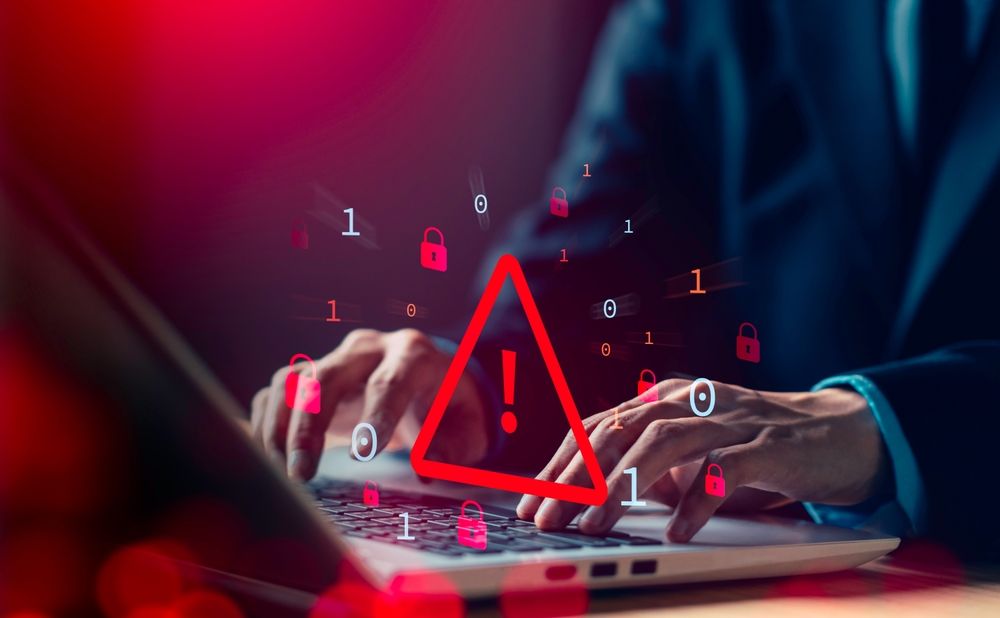 kiberbiztonság, kiberbűnözés, kibervédelem
online csalás, kibercsalás, csalások
banki család, adathalászat, áldozat